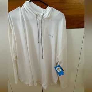 Plus Size Columbia light pullover workout sweater/shirt!
